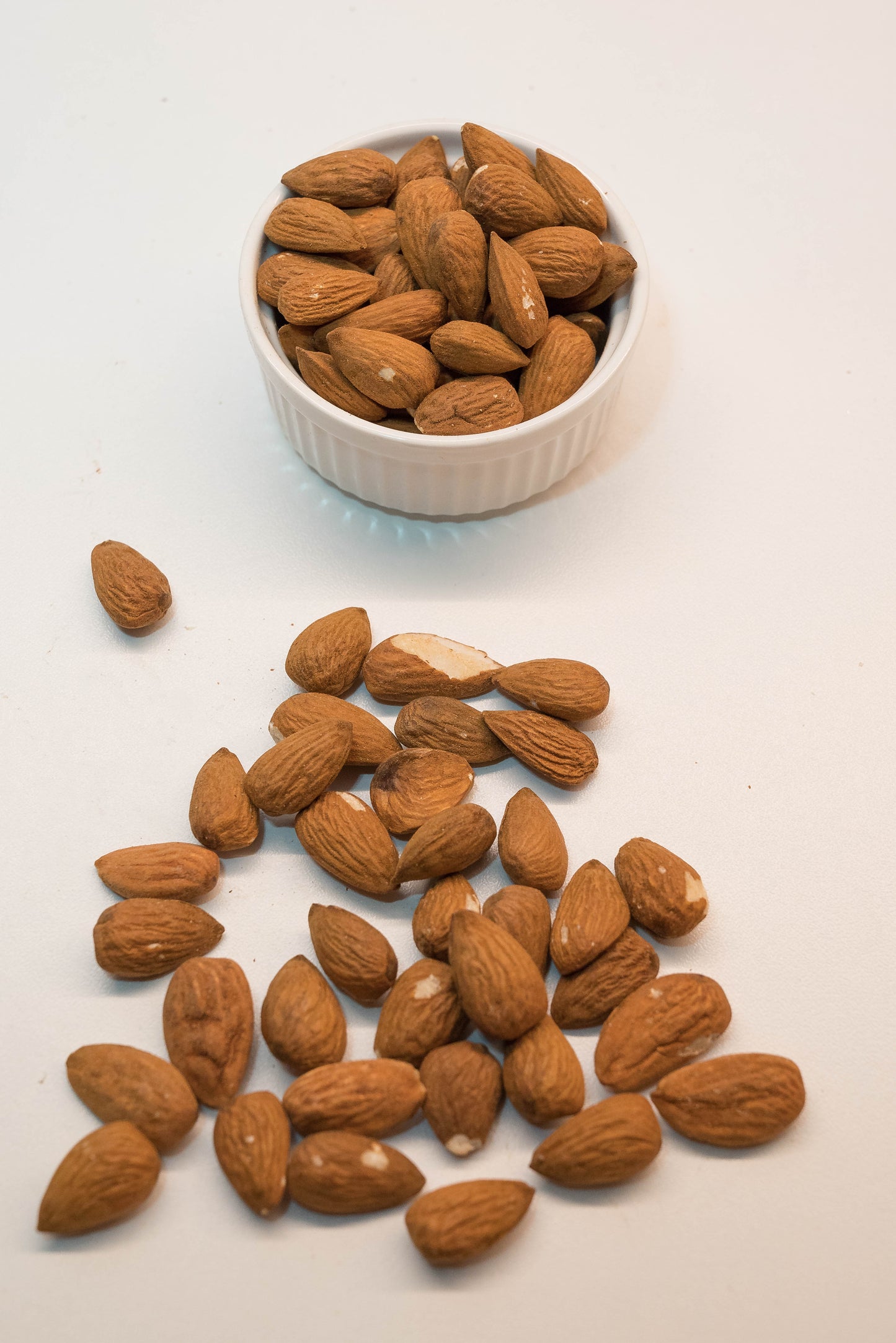 Αμύγδαλα Ωμά | Raw Almonds